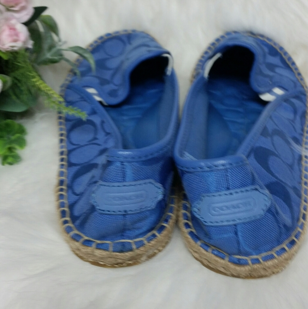 Coach New York Flats - Picture 2 of 5